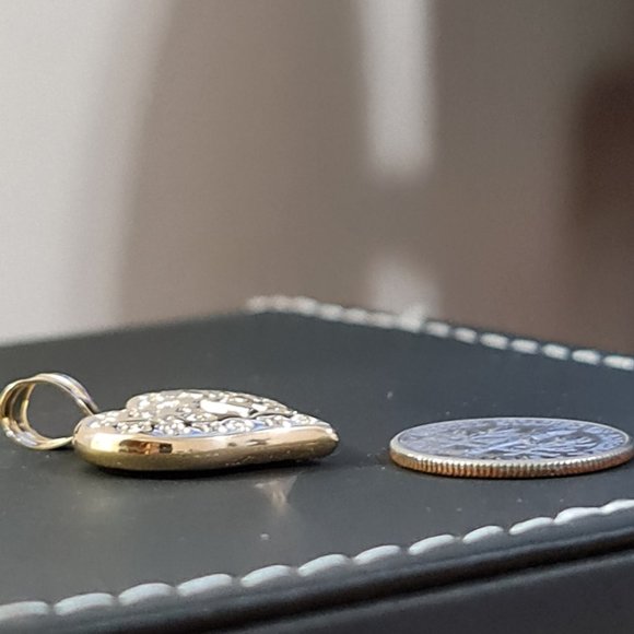 Heart shape gold pendant - Picture 10 of 13